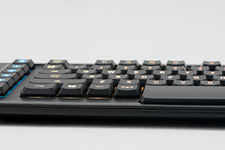 画像ギャラリー No.005のサムネイル画像 / SteelSeries製キーボード「Apex M800」レビュー。独自のメカニカルキースイッチ「QS1」は，ゲームプレイに何をもたらすか