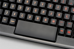 画像ギャラリー No.008のサムネイル画像 / SteelSeries製キーボード「Apex M800」レビュー。独自のメカニカルキースイッチ「QS1」は，ゲームプレイに何をもたらすか