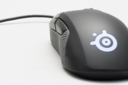 画像ギャラリー No.031のサムネイル画像 / SteelSeries「Sensei 310」「Rival 310」ファーストインプレッション。新機軸「1-to-1 tracking」対応マウス，形状違いの2モデルを使ってみた