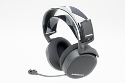 画像ギャラリー No.006のサムネイル画像 / SteelSeries，ゲーマー向けヘッドセットの新製品「Arctis Pro」を発表。ハイレゾ対応の上位モデルに意味はあるのか，その音を聞いてみた