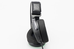 画像ギャラリー No.007のサムネイル画像 / SteelSeries，ゲーマー向けヘッドセットの新製品「Arctis Pro」を発表。ハイレゾ対応の上位モデルに意味はあるのか，その音を聞いてみた