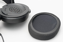 画像ギャラリー No.019のサムネイル画像 / SteelSeries，ゲーマー向けヘッドセットの新製品「Arctis Pro」を発表。ハイレゾ対応の上位モデルに意味はあるのか，その音を聞いてみた