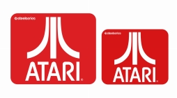 画像ギャラリー No.001のサムネイル画像 / SteelSeries，Atariのロゴをプリントした国内限定版QcKマウスパッドを発売