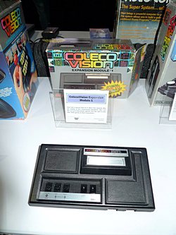 画像ギャラリー No.033のサムネイル画像 / ビデオゲームの歴史がここに集結。激レアなコンシューマゲーム実機に触れられたE3会場の「VIDEOGAME HISTORY MUSEUM」ブースを紹介