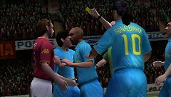 画像ギャラリー No.010のサムネイル画像 / 連載「PCゲームを持ち出そう！」。第17回はサッカーゲーム「FIFA 08」のPSP版を紹介