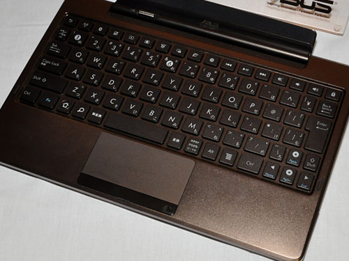 画像ギャラリー No.007のサムネイル画像 / 着脱式キーボード採用のASUS製Androidタブレット「Eee Pad Transformer」，6月25日に5万9800円で発売決定