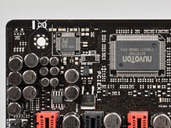 画像ギャラリー No.033のサムネイル画像 / 「Sandy Bridge-E」はまもなく登場？ ゲーマー向けX79マザーボード「Rampage IV Extreme」を写真で見る