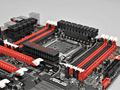 「ASUSならDIMM 8枚差しでも大丈夫」。ASUS，X79マザーボードの品質と機能をアピール