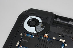 画像ギャラリー No.020のサムネイル画像 / ASUS製ノートPC「G75VW」レビュー。Kepler＋Ivy Bridge搭載，120Hz液晶採用のゲーマー向けモデル，その完成度は
