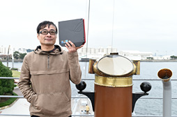 画像ギャラリー No.009のサムネイル画像 / 【PR】世界初！ ASUSのデスクトップPC「ROG GR6」を戦艦三笠艦内に設置し，三笠を操艦するの巻