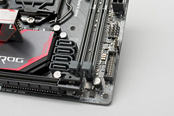 画像ギャラリー No.024のサムネイル画像 / Mini-ITXに対応したSkylake対応のR.O.G.マザーボード「MAXIMUS VIII IMPACT」。相変わらずの高い機能性は要チェックだ