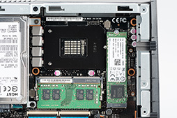画像ギャラリー No.017のサムネイル画像 / 初代PS3より小さなASUSのゲームPC「ROG GR8 II」をテスト。GTX 1060 3GB＋i7-7700搭載でMMORPGも実用的に遊べる