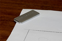 画像ギャラリー No.026のサムネイル画像 / 新型モバイルディスプレイからプロユースの「Mini LED×量子ドット」製品まで，COMPUTEXで見た変わり種液晶ディスプレイ総ざらえ