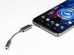 画像ギャラリー No.032のサムネイル画像 / 5G対応ゲーマー向けスマホ「ROG Phone 3」が発表。Snapdragon 865 Plusと144Hz表示対応有機ELパネルでスペック一新