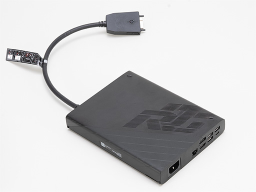 画像ギャラリー No.015のサムネイル画像 / 「ROG ALLY」の実機をチェック。携帯型ゲームPC市場に殴り込んだASUSの隠し球の実力は？