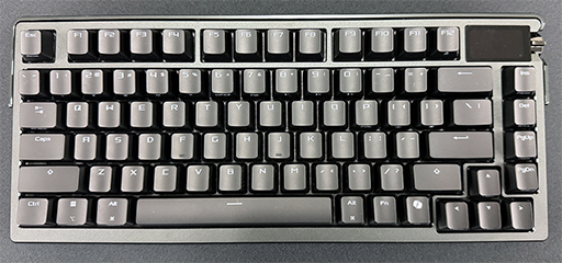 画像ギャラリー No.001のサムネイル画像 / Rapid Trigger対応の65％キーボードやカーボン採用の軽量マウスなど，ASUSが今後発売予定の製品を公開