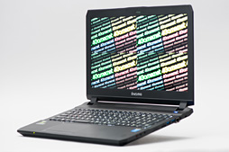 画像ギャラリー No.006のサムネイル画像 / 【PR】これは傑作。4KとフルHDから液晶を選べるiiyama PCのGTX 970M搭載ノー トは，お世辞抜きで隙がなかった