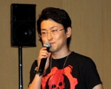 画像ギャラリー No.002のサムネイル画像 / 人気お笑い芸人6人が激突！「Gears of War 2」発売記念イベントの模様をレポート