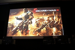 画像ギャラリー No.006のサムネイル画像 / 人気お笑い芸人6人が激突！「Gears of War 2」発売記念イベントの模様をレポート