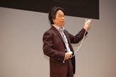 画像ギャラリー No.005のサムネイル画像 / ゲームなのか新しい“楽器”なのか？　宮本 茂氏による「WiiMusic」デモンストレーション