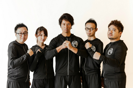 画像ギャラリー No.008のサムネイル画像 / 「リーグ・オブ・レジェンド」，ケイン・コスギさん率いる「Team Perfect Body」が新トーナメント「CLASH」に参戦決定