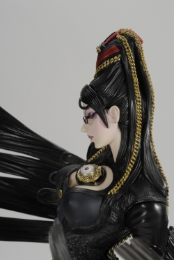 画像ギャラリー No.001のサムネイル画像 / セガ＆プラチナゲームズ監修の「BAYONETTA」ガレージキット登場