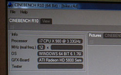 画像ギャラリー No.005のサムネイル画像 / ASRock，CeBIT 2010の会場で，次世代6コアCPU「Gulftown」のデモを実施中