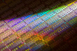 画像ギャラリー No.006のサムネイル画像 / Intel，6コアCPU「Core i7-980X Extreme Edition」を正式発表。「Xeon 5600番台」も同時リリース