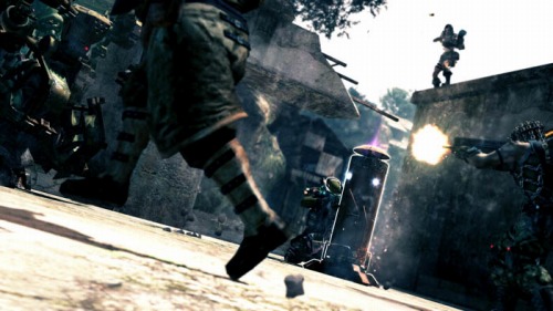 画像ギャラリー No.002のサムネイル画像 / なぜか4Gamerチームも参戦，Xbox 360版「ロスト プラネット 2」“最強雪賊決定戦”予選大会の模様をレポート。決勝大会は本日20：00開始予定