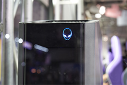 画像ギャラリー No.021のサムネイル画像 / ［TGS 2018］ゲーマー向けPCを作るなら内も外もLEDでライトアップ！　TGS 2018で見かけたゲーマー向け光り物PC＆PCパーツ総ざらえ