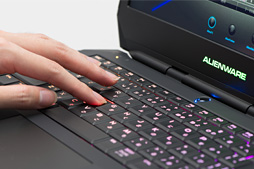 画像ギャラリー No.012のサムネイル画像 / 「ALIENWARE 17」「ALIENWARE 15」「ALIENWARE 13」一挙検証（2）使い勝手を徹底的に掘り下げた先で見えてきたものとは