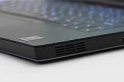 画像ギャラリー No.021のサムネイル画像 / 「ALIENWARE 17」「ALIENWARE 15」「ALIENWARE 13」一挙検証（2）使い勝手を徹底的に掘り下げた先で見えてきたものとは