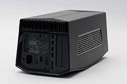 画像ギャラリー No.016のサムネイル画像 / ALIENWAREノートPC専用の外付けグラフィックスボックス「Graphics Amplifier」レビュー。“夢のデバイス”は本当に使えるのか？