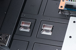 画像ギャラリー No.036のサムネイル画像 / ALIENWAREノートPC専用の外付けグラフィックスボックス「Graphics Amplifier」レビュー。“夢のデバイス”は本当に使えるのか？