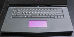 画像ギャラリー No.017のサムネイル画像 / ALIENWAREの担当者に聞く,新世代「17」「15」ノートPCのポイント。いかにして薄型化し,いかにして使い勝手を改善したのか