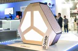 画像ギャラリー No.004のサムネイル画像 / ［TGS 2017］ALIENWAREは3年前から18コアCPUの登場に向け準備していた。TGSで発表された新製品の勘所をブランドディレクターに聞く