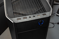画像ギャラリー No.004のサムネイル画像 / 薄型ノートPC「ALIENWARE m15」はどんなゲーマー向け？ 「Aurora R8」は手動OCがメーカーサポート対象!? 製品担当者にいろいろ聞いてきた