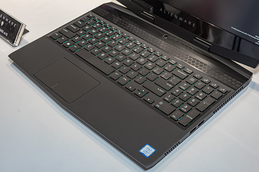 画像ギャラリー No.006のサムネイル画像 / 薄型ノートPC「ALIENWARE m15」はどんなゲーマー向け？ 「Aurora R8」は手動OCがメーカーサポート対象!? 製品担当者にいろいろ聞いてきた
