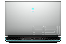 画像ギャラリー No.016のサムネイル画像 / 写真とインタビューで紐解くDellの新型ノートPC「ALIENWARE m15 R2」。第1世代から大きく変わったデザインを採用した理由とは？