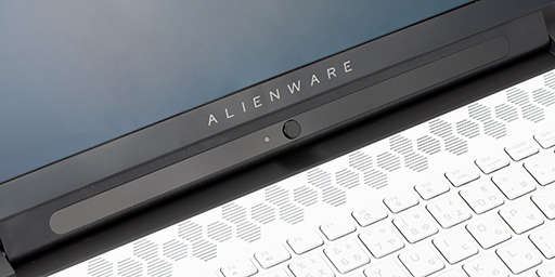 画像ギャラリー No.018のサムネイル画像 / 【PR】ALIENWAREのノートPC「ALIENWARE m15 R3」は，個性的なデザインと4K有機ELでゲームを楽しめる性能を両立したマシンだ