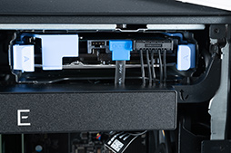 画像ギャラリー No.035のサムネイル画像 / 【PR】Dellの新型ゲームPC「New Alienware Aurora R13」は，斬新な新筐体とハイエンドなCPU＆GPUで4Kゲームも快適な高性能マシンだ
