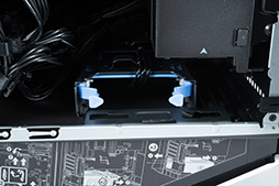 画像ギャラリー No.036のサムネイル画像 / 【PR】Dellの新型ゲームPC「New Alienware Aurora R13」は，斬新な新筐体とハイエンドなCPU＆GPUで4Kゲームも快適な高性能マシンだ