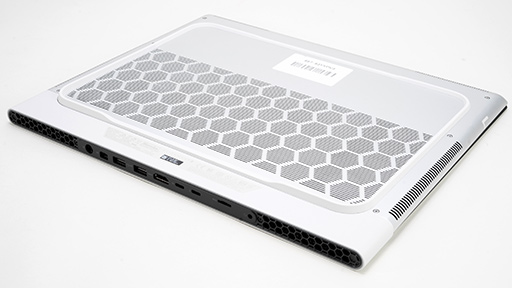 画像ギャラリー No.007のサムネイル画像 / 薄型で高性能なゲームノートPC「Alienware x16」の実力を検証。最新CPU＆GPUのパワーを引き出す新筐体に注目だ【PR】
