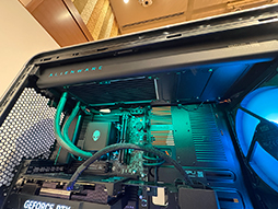 画像ギャラリー No.004のサムネイル画像 / AlienwareのハイエンドデスクトップPC「Area-51」が復活。RTX 50＆Core Ultra 200S採用モデルを2月26日に国内発売