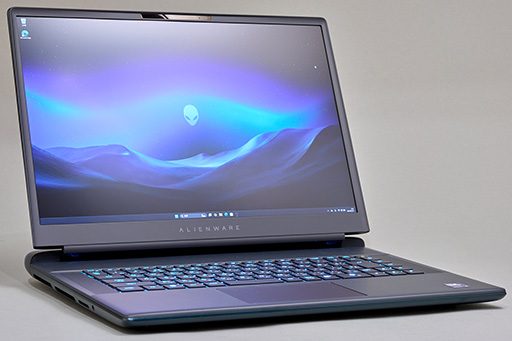 画像ギャラリー No.010のサムネイル画像 / 最強CPU＆GPU搭載のゲーマー向けノートPC「Alienware 16 Area-51」レビュー。高性能に加えて便利な設定ソフトなど見どころが多い