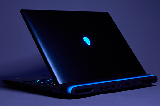 画像ギャラリー No.011のサムネイル画像 / 最強CPU＆GPU搭載のゲーマー向けノートPC「Alienware 16 Area-51」レビュー。高性能に加えて便利な設定ソフトなど見どころが多い