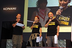 画像ギャラリー No.001のサムネイル画像 / ［TGS 2010] 笑いの神が降臨した「METAL GEAR SOLID PEACE WALKER SUMMER CAMP」決勝大会をレポート