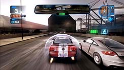 画像ギャラリー No.023のサムネイル画像 / 一味違う，斬新なレースゲーム「ブラーレーサーズ」のレビューを掲載。実車＋あり得ない効果を発揮するアイテムを使いこなしてライバルを蹴散らせ
