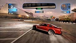 画像ギャラリー No.029のサムネイル画像 / 一味違う，斬新なレースゲーム「ブラーレーサーズ」のレビューを掲載。実車＋あり得ない効果を発揮するアイテムを使いこなしてライバルを蹴散らせ