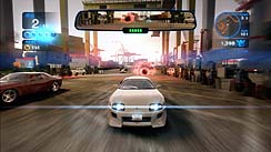 画像ギャラリー No.030のサムネイル画像 / 一味違う，斬新なレースゲーム「ブラーレーサーズ」のレビューを掲載。実車＋あり得ない効果を発揮するアイテムを使いこなしてライバルを蹴散らせ